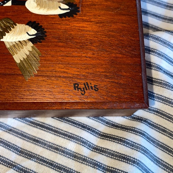 Vintage Hand-Painted Canada Goose Wood Box - Picture 6 of 6